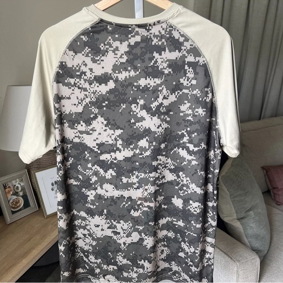 US ARMY Men’s Active Style S/S Camo Pattern Shirt Size M - Picture 9 of 10